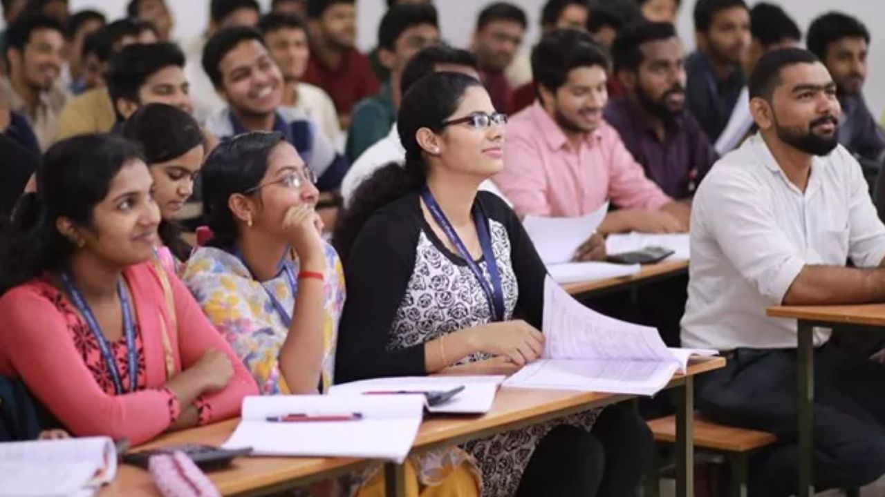 यूपीपीएससी एई मुख्य परीक्षा का एडमिट कार्ड जारी